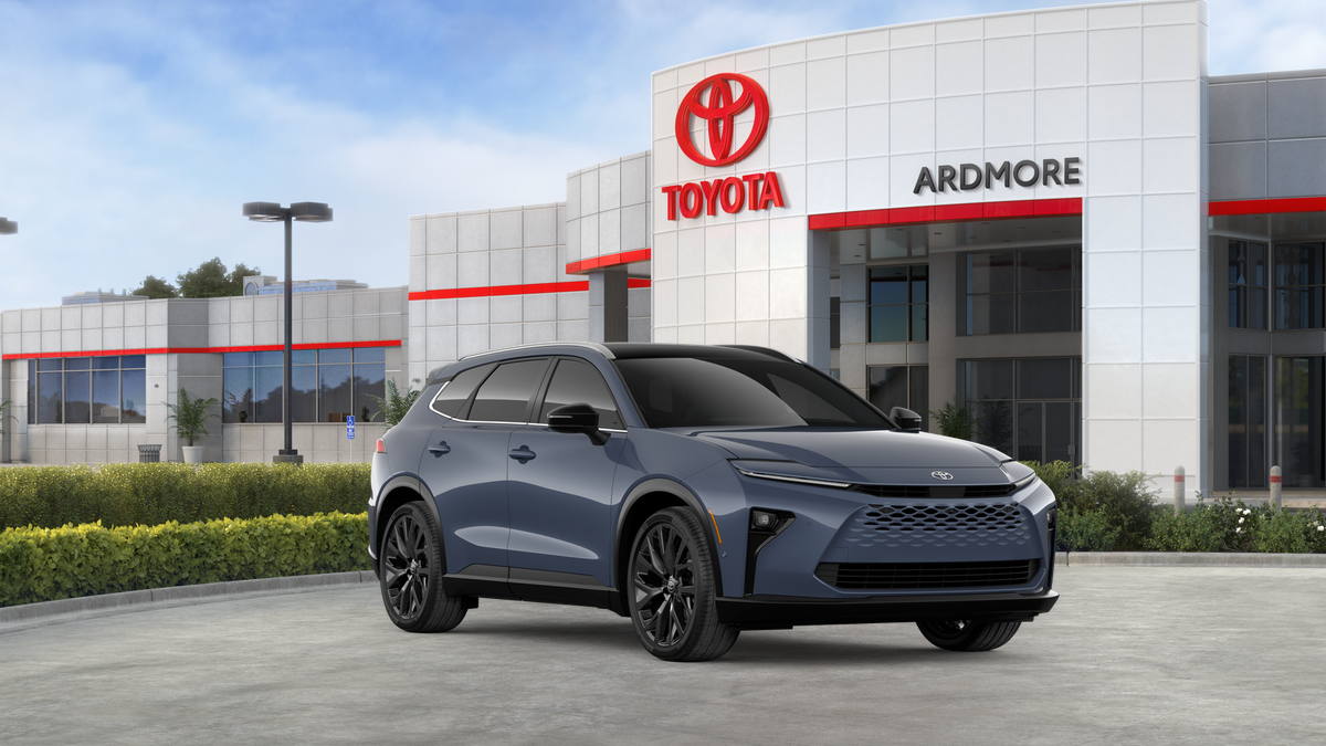 2026 Toyota Toyota Crown Signia Limited