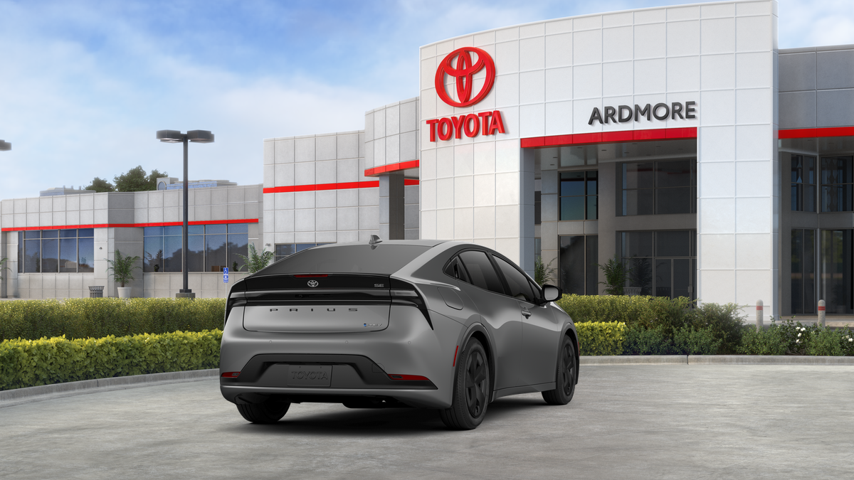 2026 Toyota Prius Plug-in Hybrid SE