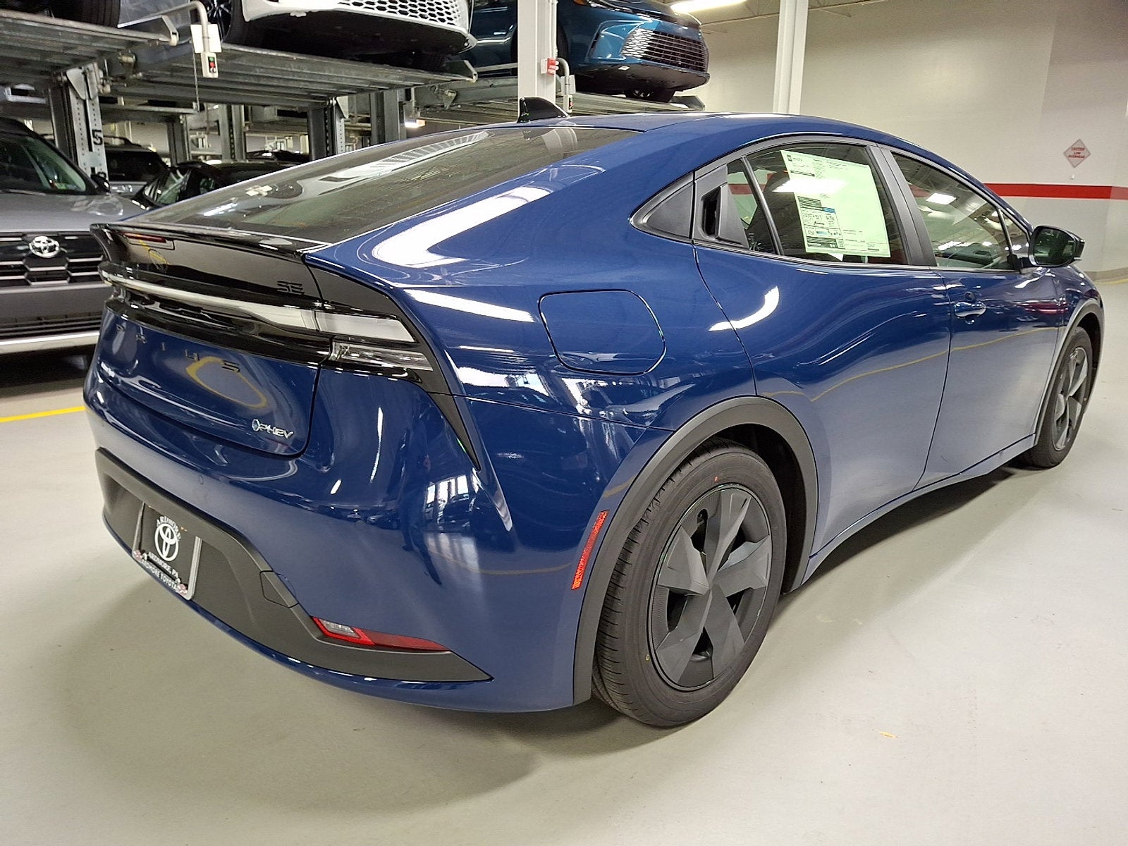 2026 Toyota Prius Plug-in Hybrid SE