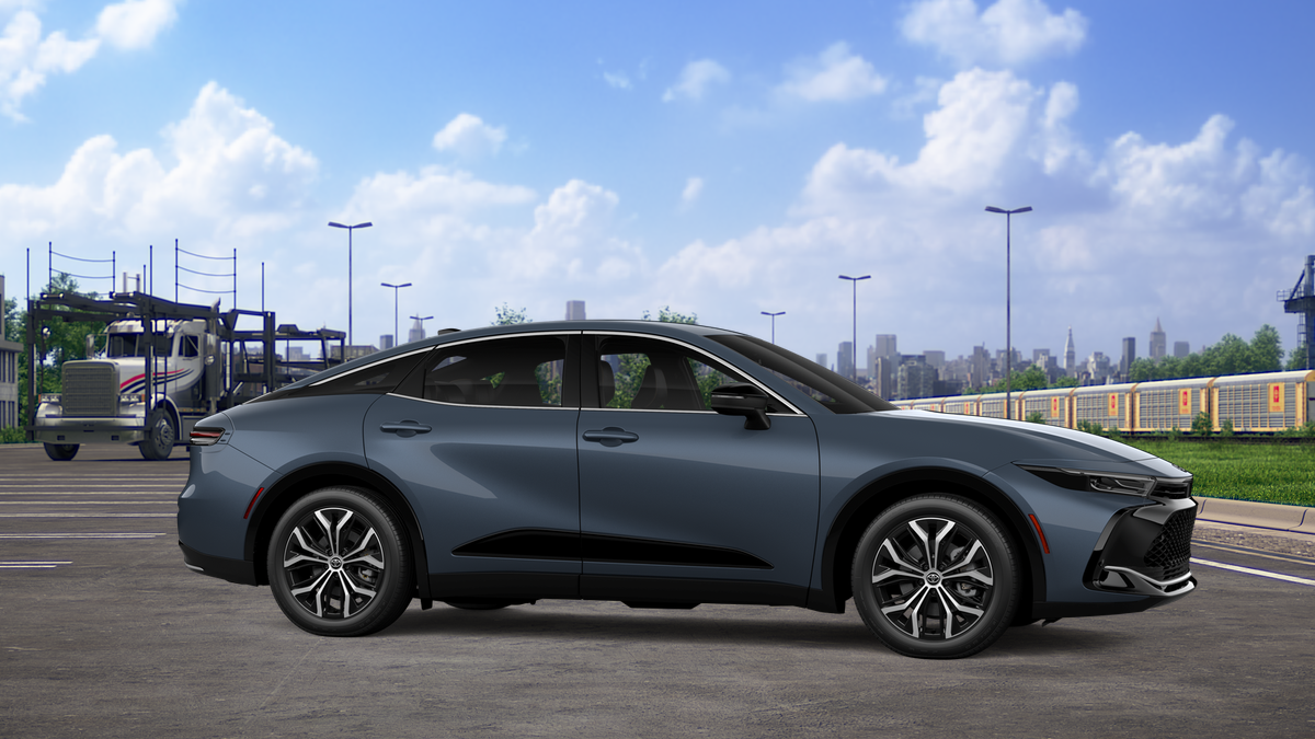 2027 Toyota Toyota Crown XLE
