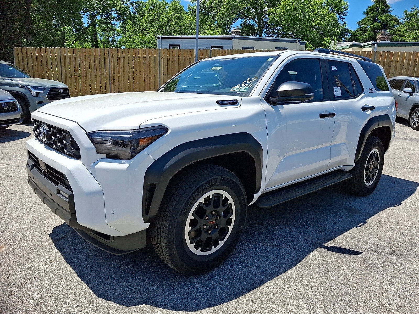 2026 Toyota 4Runner i-FORCE MAX TRD Off-Road Premium i-FORCE MAX