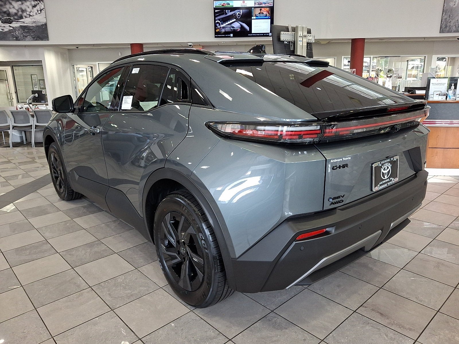 2026 Toyota C-HR SE