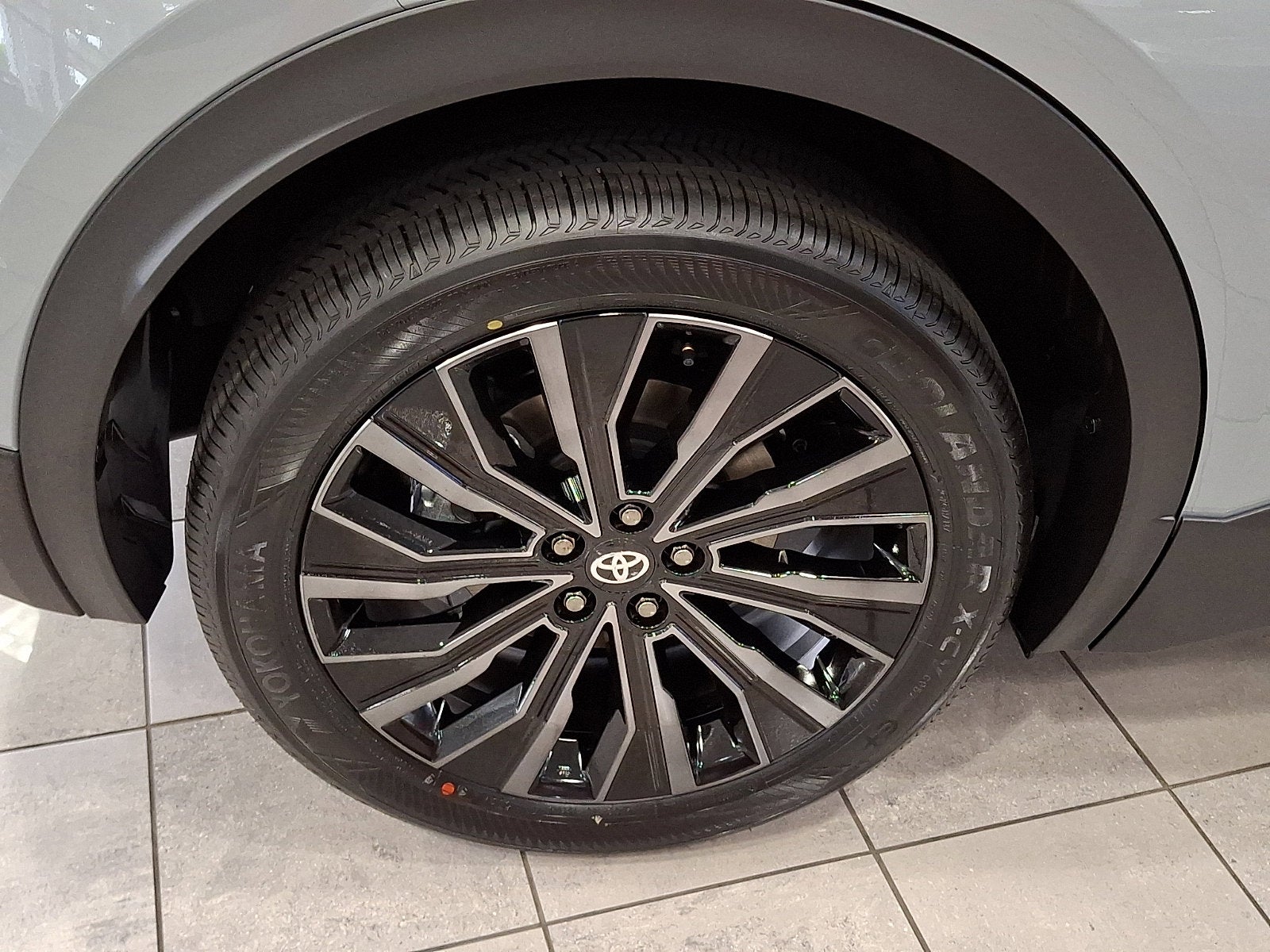 2026 Toyota C-HR XSE