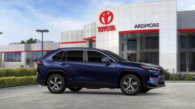 2025 Toyota RAV4 Plug-in Hybrid SE