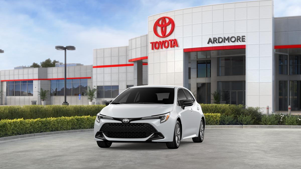 2027 Toyota Corolla Hatchback SE