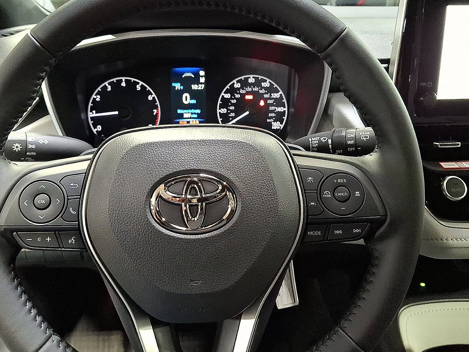 2026 Toyota Corolla Hatchback SE