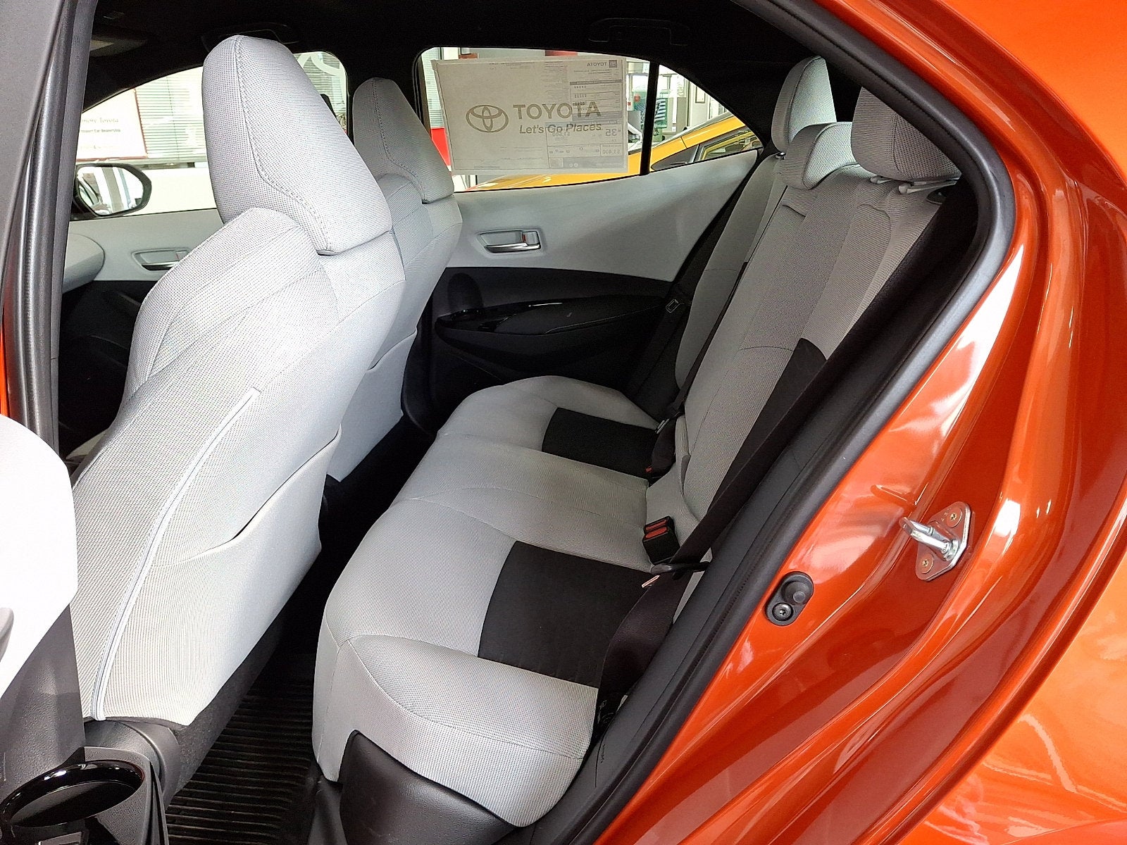 2026 Toyota Corolla Hatchback SE