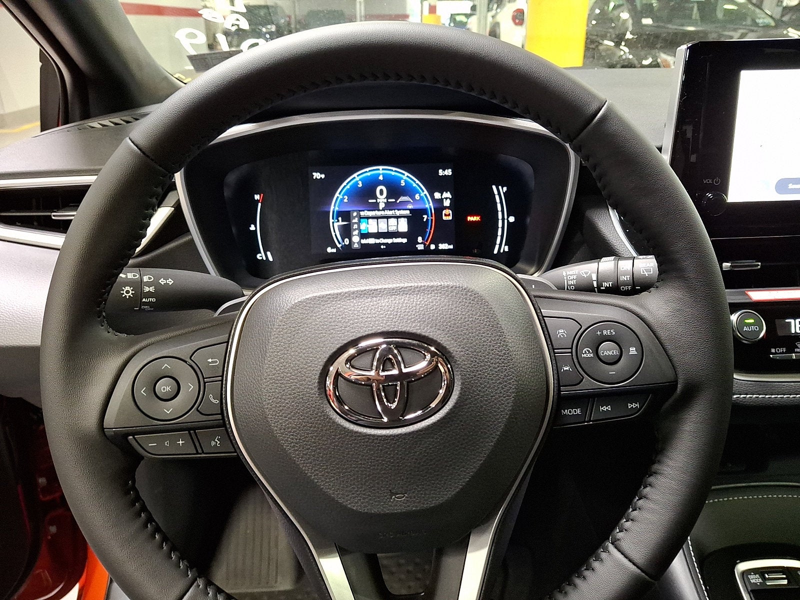 2027 Toyota Corolla Hatchback SE