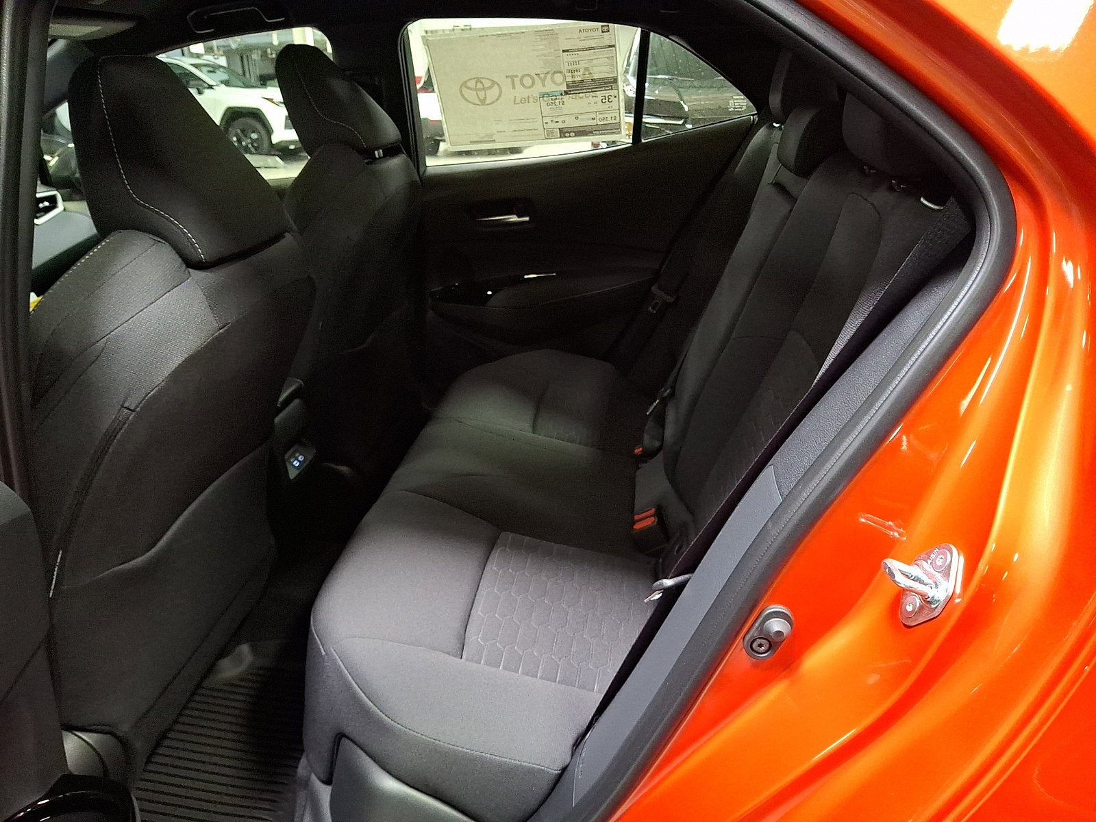 2027 Toyota Corolla Hatchback SE